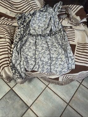 Floral Print Ruffled Women's Skirt - Gray/White